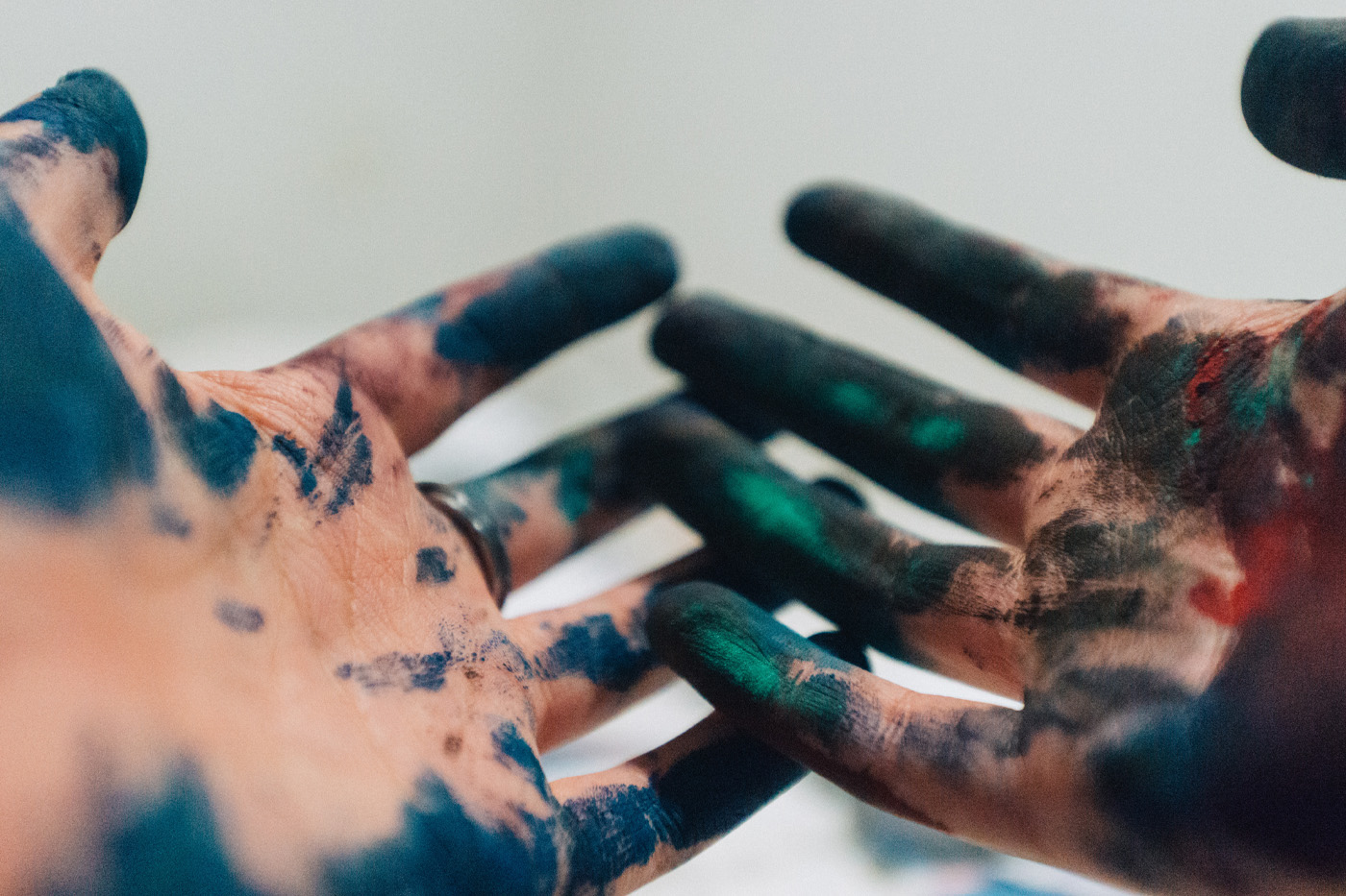 paint stained hands