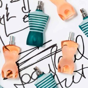 enn¡vases de perfumes de Jean Paul Gaultier son marca tridimensional