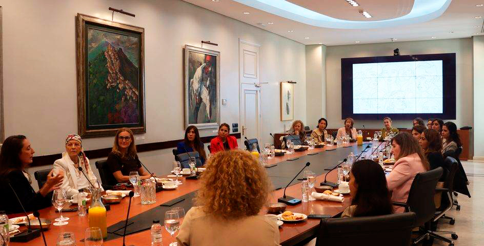 Encuentro organizado por el ICAM en el que se reunen firmas distinguidas con el sello de buenas practicas de igualdad